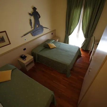 Hotell Fioroni 3*